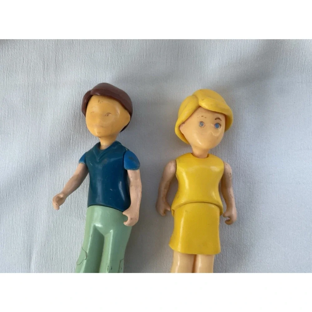 Vintage Little Tikes Dollhouse People Figures Lot of 4 Replacement Figures